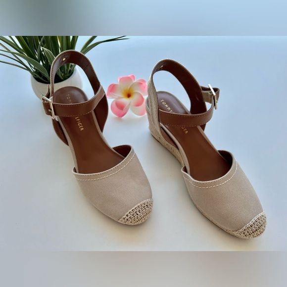 TOMMY HILFIGER Espadrilles High Heels - Picture 1 of 8